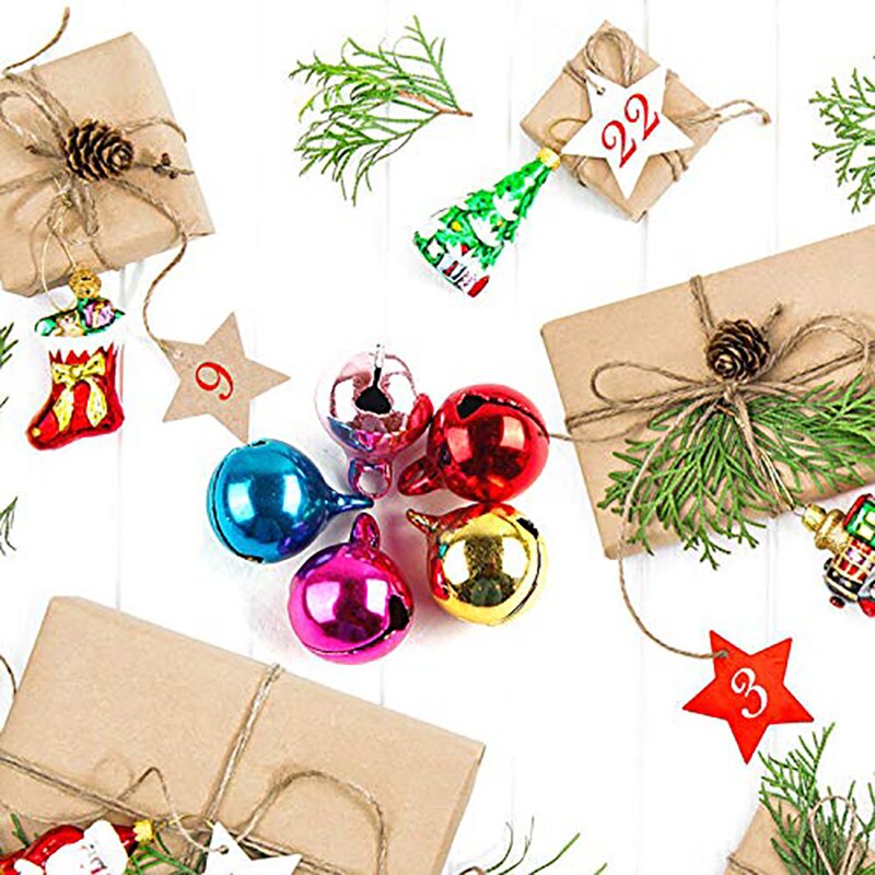 50 Stks/set Diy Kerst Bells Hangers Bedels Jingle Ijzer Kleurrijke Losse Kralen Tiny Klokken Opknoping Hanger Craft Decor