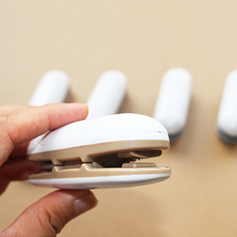 Mini Sluitmachine Draagbare Tas Clips Handheld Sealer Verpakking Plastic Zak Voedsel Saver Opslag Voor Thuis Keuken Accessoires