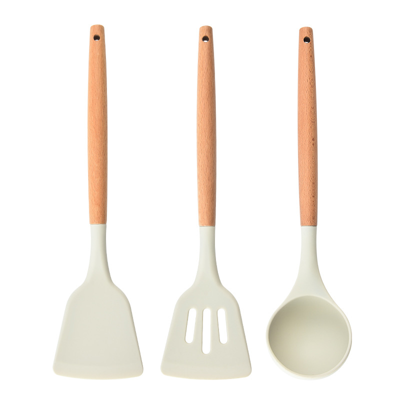 Silicone Kitchen Tools Wooden Handle Kitchenware Set Non stick Pot Wooden Handle Silicone Scoop Kitchen Utensils Set: light green