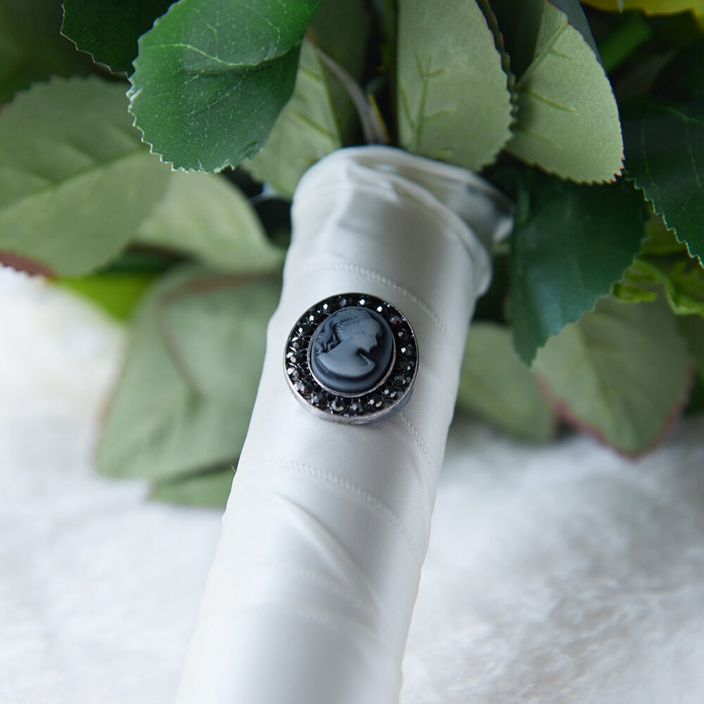Kyunovia grøn alternativ bryllup midtpunkt kaste buket rose brude blomst med bær bjerg eng bryllup buket  fe48