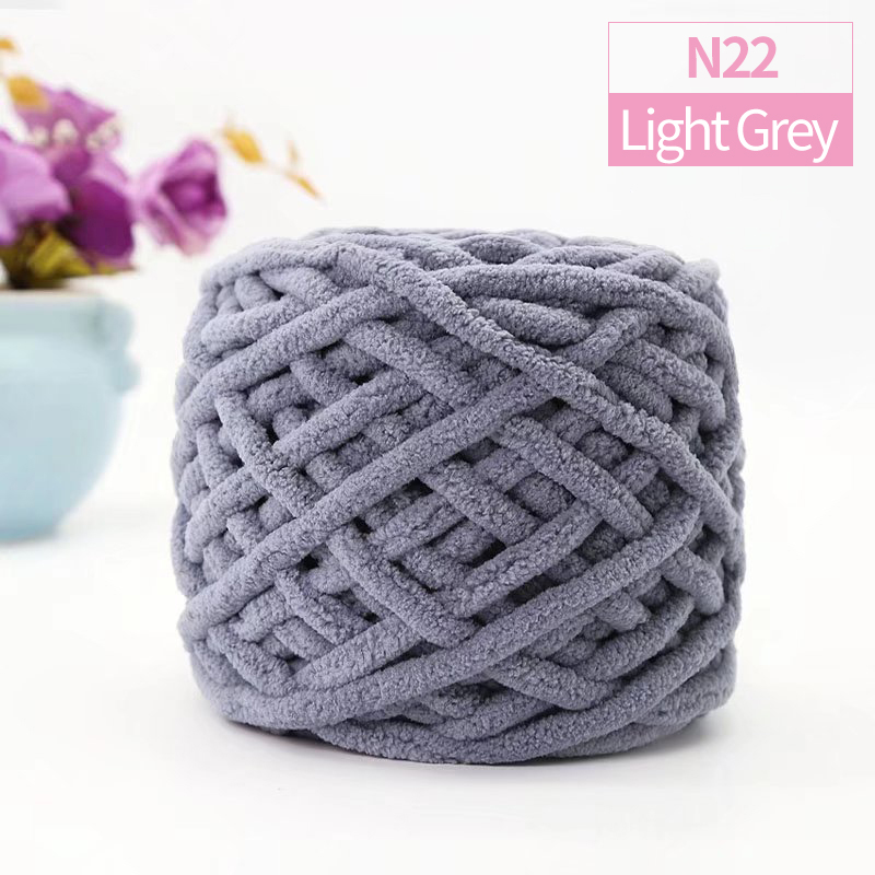 QJH Chunky Blanket Knitting Yarn, Luxury Thick Polyester Jumbo Weaving Crochet Craft Yarns for Throw Blanket Pillows 100g/1Ball: Light Grey