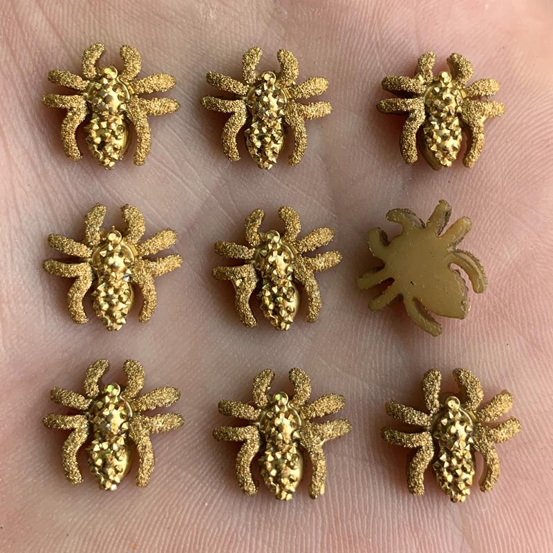 60pcs 13mm Vintage Mini Spider plat hars cabochons Rhinestone Crystal Strass Voor Kleding Sieraden Maken DIY Ambachten