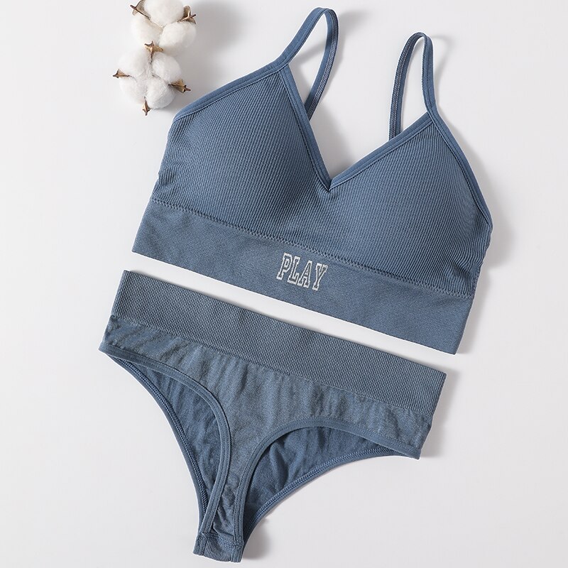 Conjunto de Sujetador deportivo sin costuras para mujer, tangas sexys de tiro alto, bragas sin aros, ropa interior cómoda, lencería femenina: Azul cielo / L