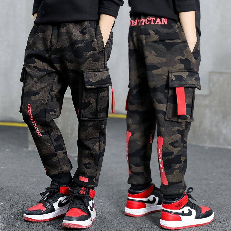 Jongens broek en najaar modellen kinderen grote kinderen Koreaanse casual broek camouflage sport broek