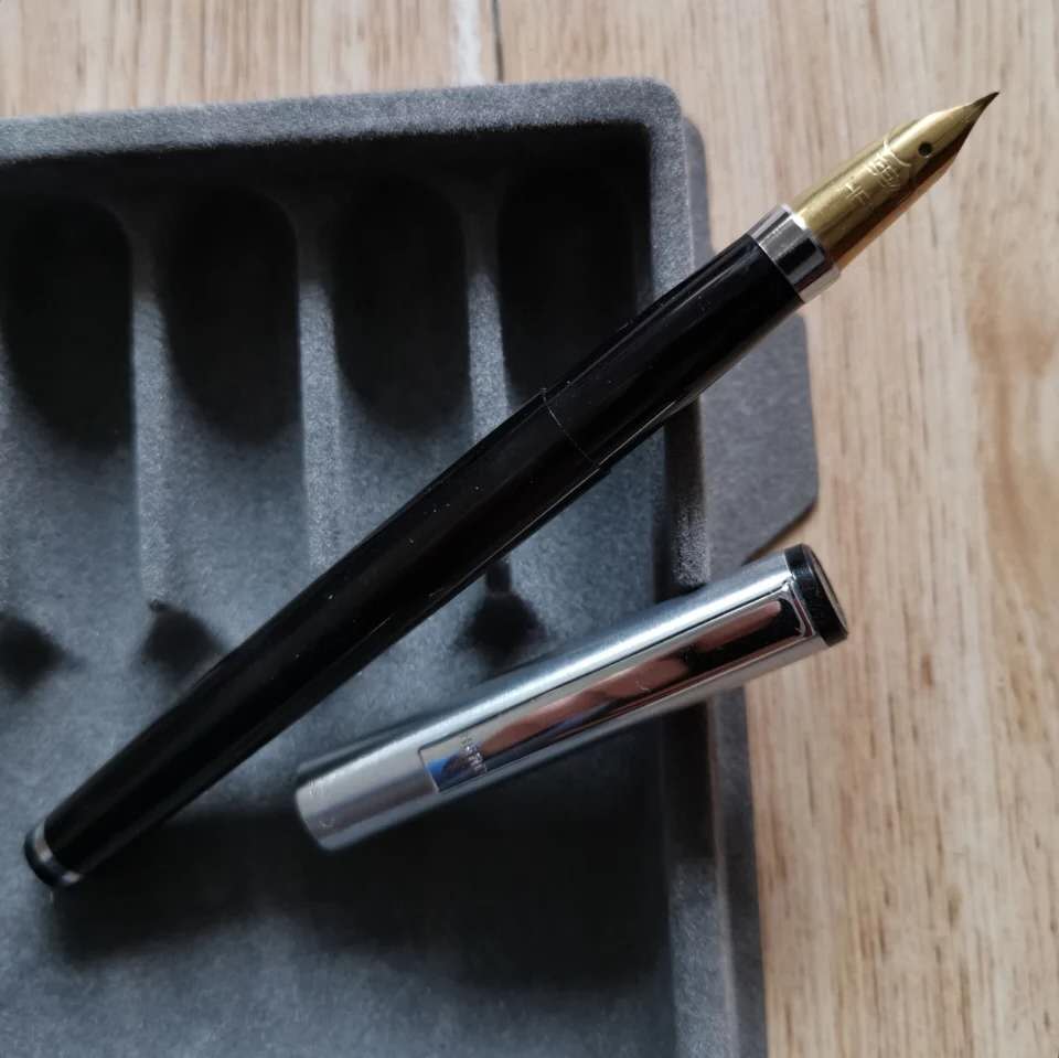 Hero old Stock 345 Fountain Pen Ink Pen Calligraphy Fude Nib Pull Out Cap Silver Clip School Student Office Stationery Writing