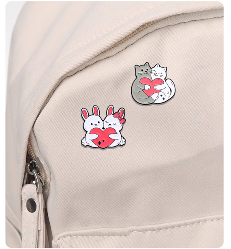 4 Stuks Cartoon Dierenhartliefhebbers Emaille Pin Creatieve Pinguïn Kat Konijn Vos Metalen Broche Badge Rugzak Kleding Hoed Accessoires
