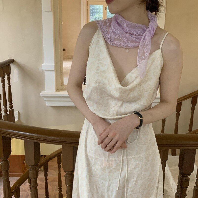 Spring Summer Thin Outer Small Lace Triangular Binder Small Shawl with Skirt Sun Protection Scarf Women scarf: 4