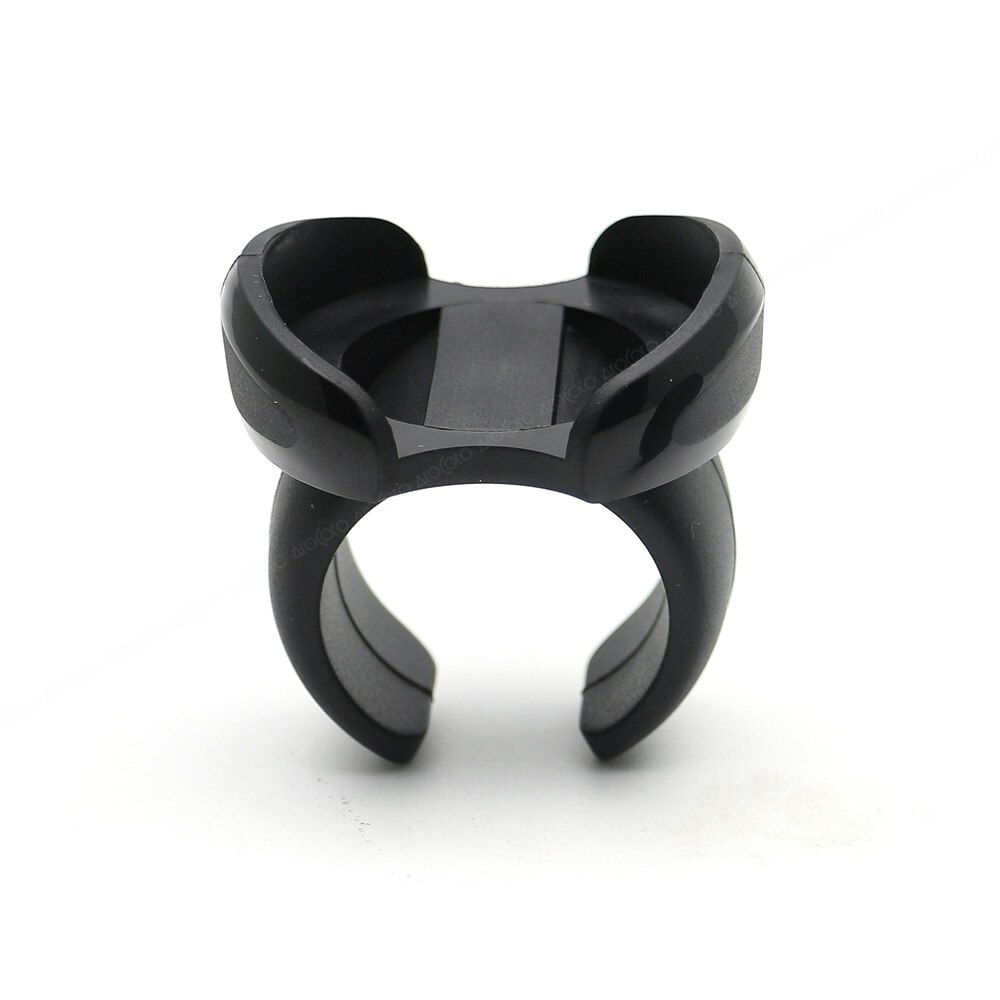 Wireless Bluetooth Car Kit Media Button Remote Control Car Motorcycle Steering Wheel Music 3.5mm Jack AUX Receiver Handsfree: Stand