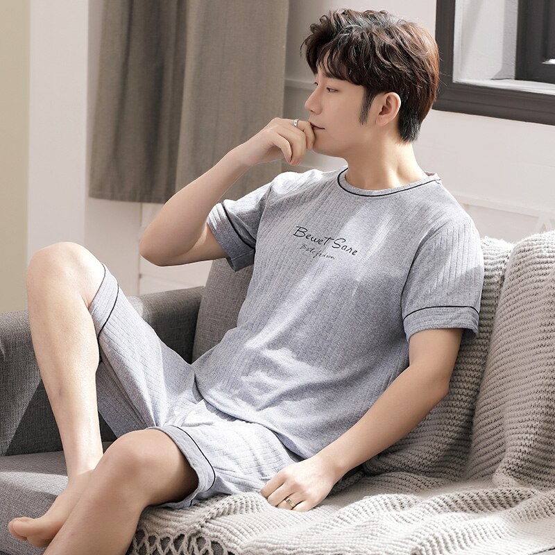 Conjunto de pijamas con letras para hombre, ropa de dormir de algodón de punto de manga corta, traje de casa, talla 4XL, color gris claro, novedad de verano