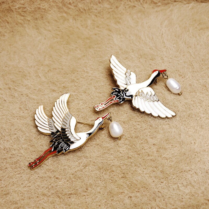 F. j4z 2020 novo pássaro broches para as mulheres adorável esmalte voando guindaste broche pinos menina traje jóias acessórios presentes dropship