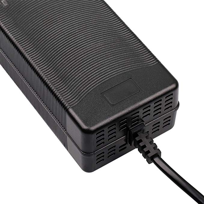 Chargeur de batterie au plomb 48V 2A pour 57.6V batterie au plomb électrique vélo Scooters chargeur de moto 3P GX16 plug