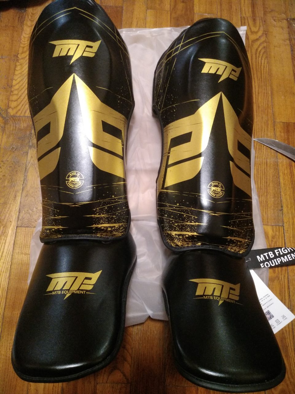 MMA Sparring Wushu boxe Muay Thai protège-tibia W/instep Kickboxing équipement de soutien de la cheville Sanda protège-jambes Leggings DEO
