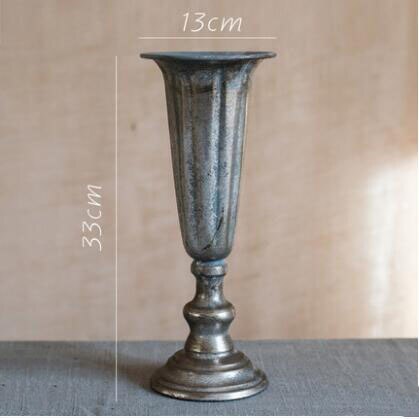 Europæisk retro jernbæger vase dekoration hjem stue blomsterarrangement figurer håndværk hotel metal urtepotte ornamenter: Stil 20
