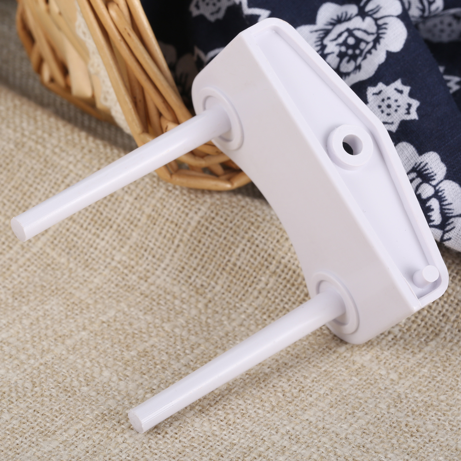 Sewing Machine Spool Pin Screw-On Spare Parts Accessories for Brother 320 360 451 461 661 681 741 751 761 1681 1781 XL851 XL1351