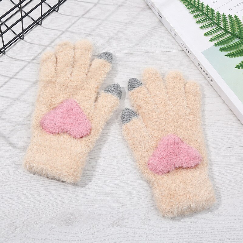 Vrouwen Roze Handschoenen Fluffy Pluche Handschoenen Winter Volledige Finger Handschoenen Liefde Hart Dikke Wanten Meisjes Warm Touchscreen Handschoen: Beige