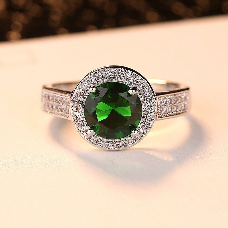 Personality Ring Ladies Exquisite Zircon Ring Jewelry Green Round Ring