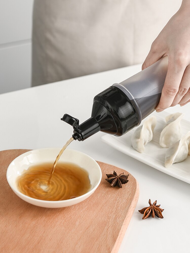 250ML Kitchen Oil Bottle Food Grade Plastic Squeeze Bottle Salad Dressing Bottle Condiment Bottles Transparent Inverted Squeeze