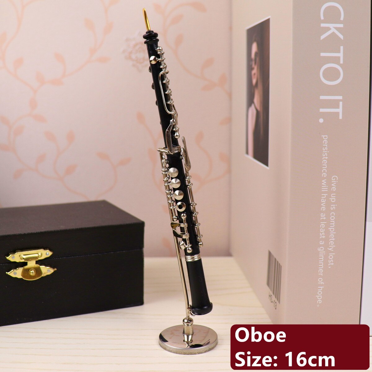 Dh Miniature Flute Clarinet Saxophone Trumpet Trombone French Horn Model Mini Musical Instrument Ornaments and Decoration: Oboe-16cm