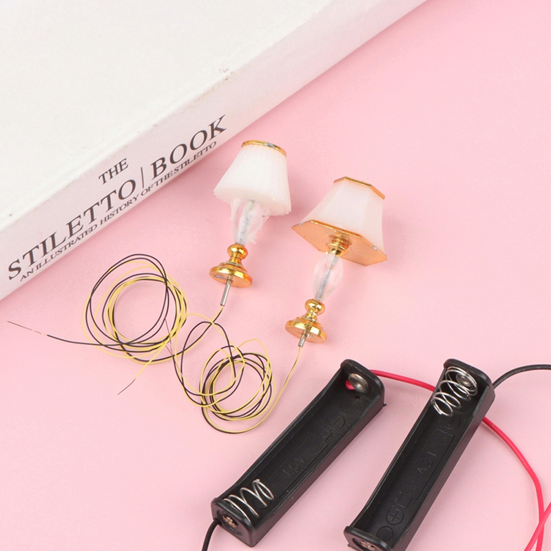 Antike Puppenhaus Miniatur möbel Mini Stehlampe Nacht LED Lampe Licht Tisch lampe mit Batterie kasten Puppenhaus Zubehör