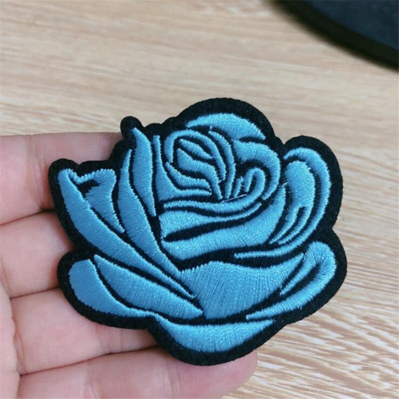 5 pièces/lot coudre/fer sur Patch pour veste en jean brodé Applique Badge Rose fleur Patch pour vêtements tissu vêtements bricolage: Sky blue 5pcs