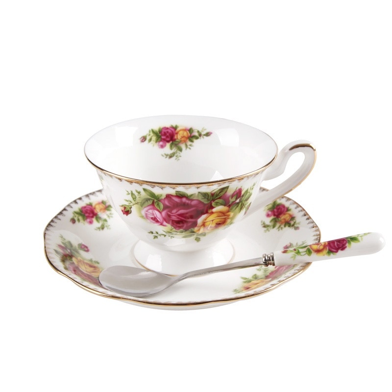 Bone Porcelain European Coffee Cup and Saucer Red and Blue Rose Tea Cup Light Luxury Rural Style Afternoon Tea Set 195ml, 1 cup.
