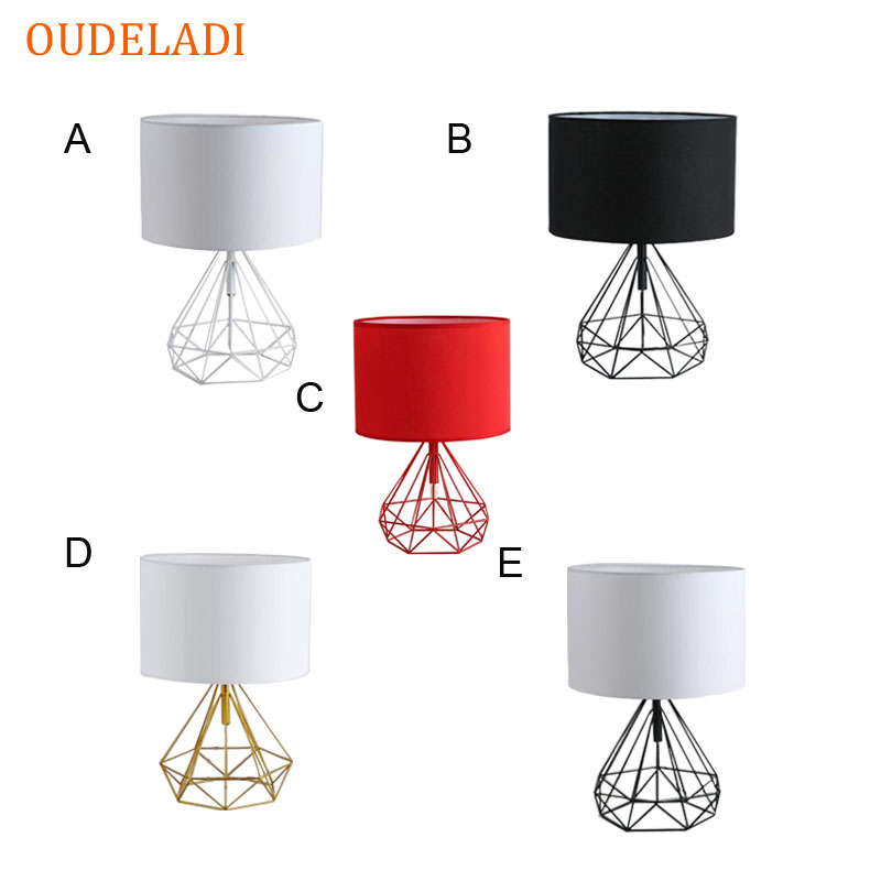 nordisch retro Geometrische schreibtisch lampe Gold Schwarz Weiß Hohl Diamant Tuch schatten Tisch Lampe Schlafzimmer Wohnkultur Leuchten