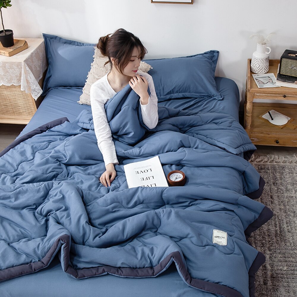 Blau Sommer Steppdecken Bettwäsche Wirft Decke Karikatur Tröster Bett Abdeckung Quilten Hause Textilien Geeignet für Erwachsene freundlicher