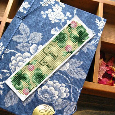 DIY Craft Stich Cross Stitch Bookmark Christmas Plastic Fabric Needlework Embroidery Crafts Counted Cross-Stitching: C