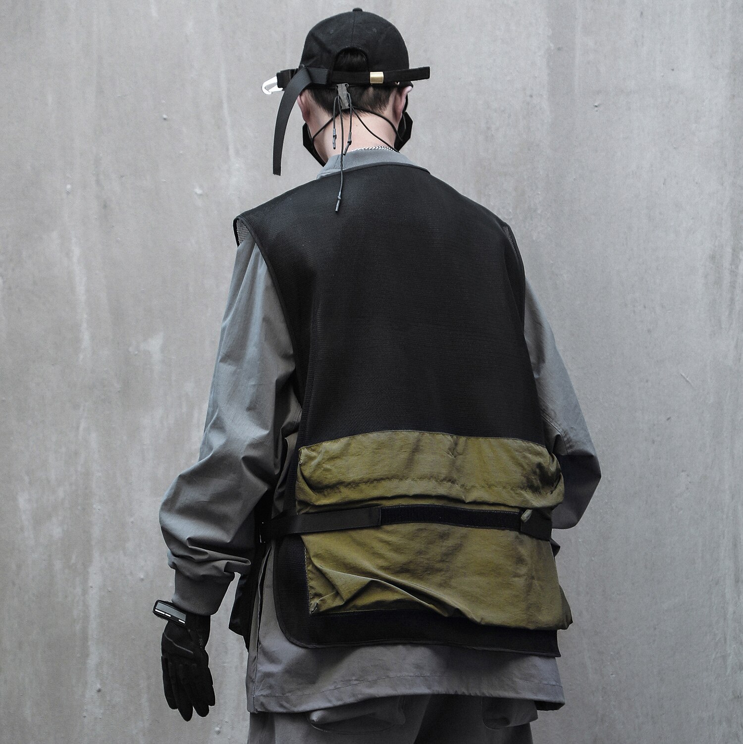 Men Streetwear Pockets Vest Black Techwear Zipper Jacket