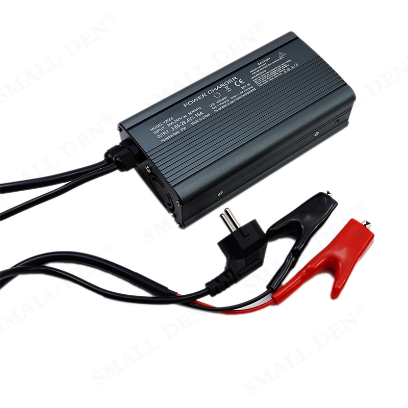 12v batterilader 14.6v 5a 10a 20a lifepo 4 lader 12v 24v hurtigladende litiumbatterilader til bil 12.8v høystrømsadapter