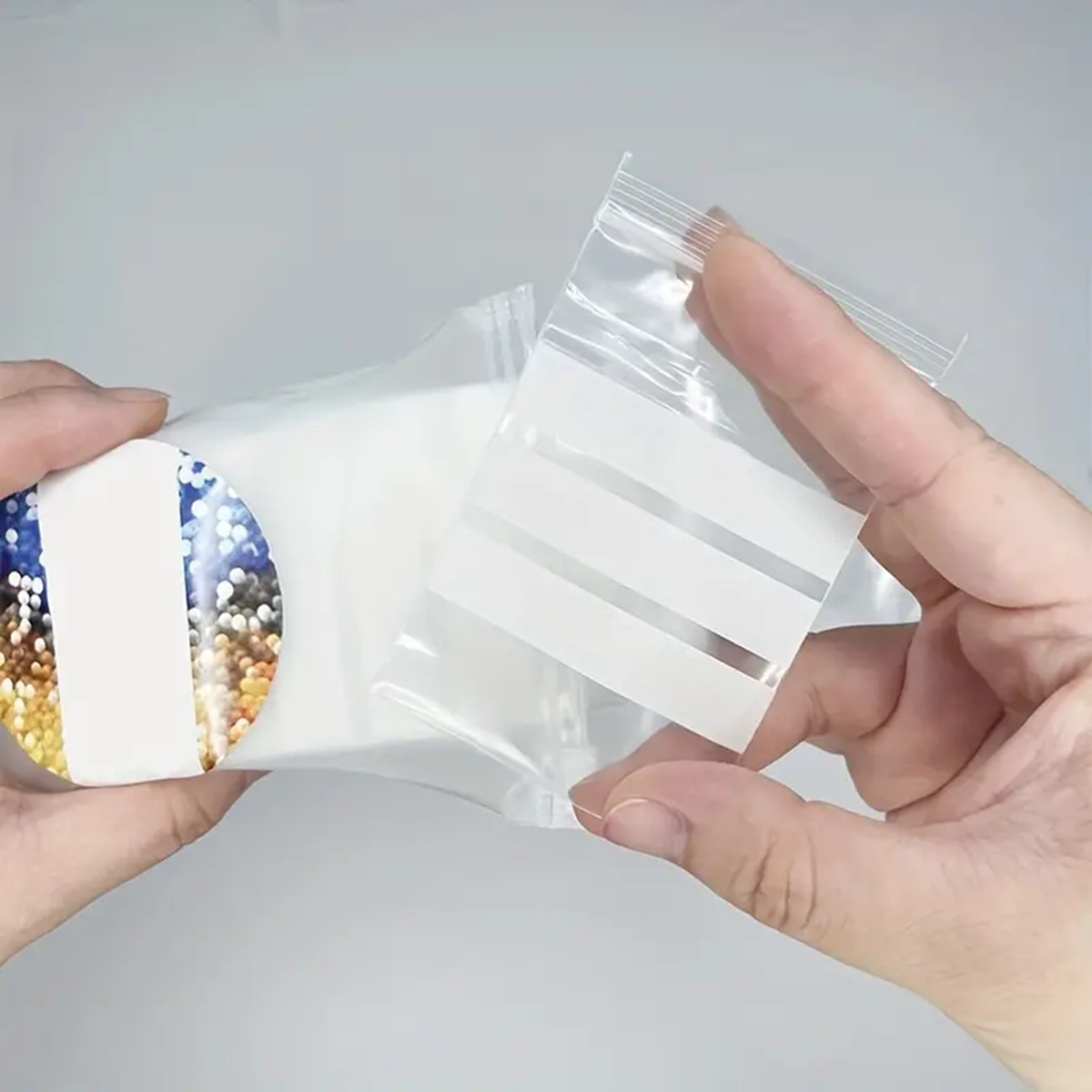 Ziplock Plastic Zakjes - 100 Stuks - Zelfsluitend - Beschrijfbaar - Opbergzakjes
