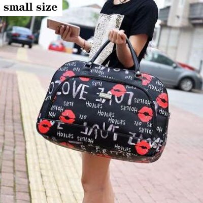 Women Travel Bags PU Leather Large Capacity Waterproof Print Luggage Duffle Bag Men Casual Travelling Weekend Bags: Red mouth S