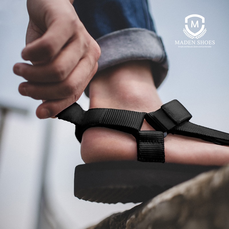 Maden-Sandalias de gladiador para hombre, zapatos informales con personalidad para exteriores, zapatillas planas negras para amantes, Sandalia deportiva