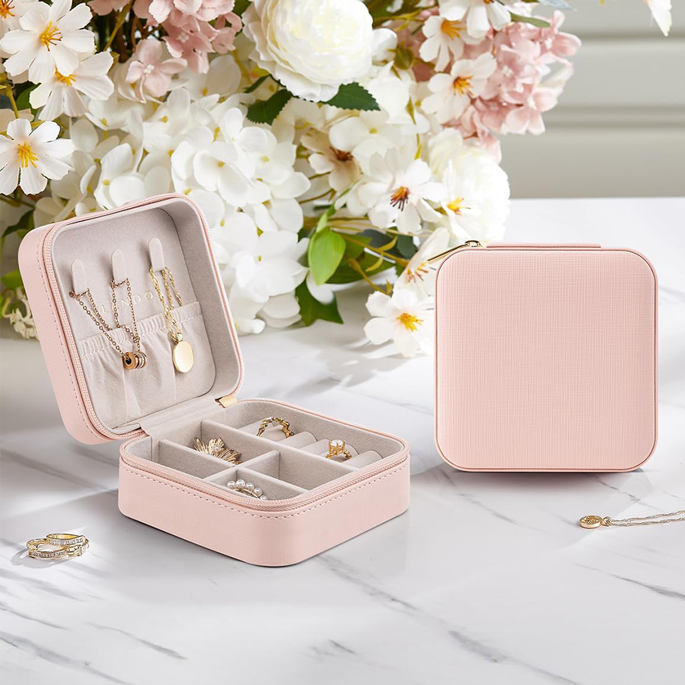 Mini soporte de almacenamiento de joyería portátil de viaje para anillos, pendientes, collares, pulseras, brazaletes, cajas organizadoras para niñas y mujeres