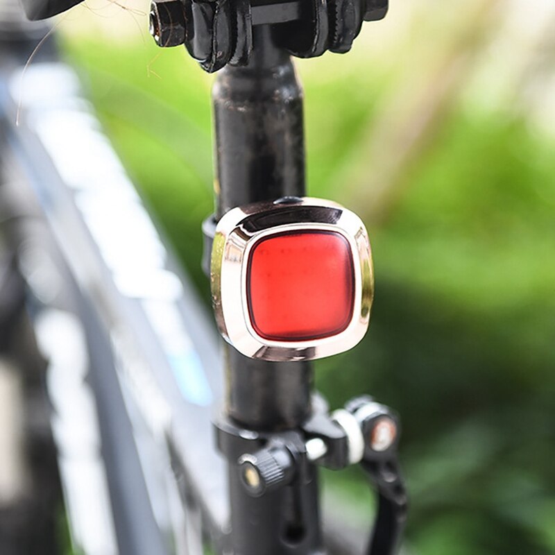 Cykel baglygte led cykel smart bremse induktionslys cykling advarselslampe usb genopladelig til mtb landevejscykel: B