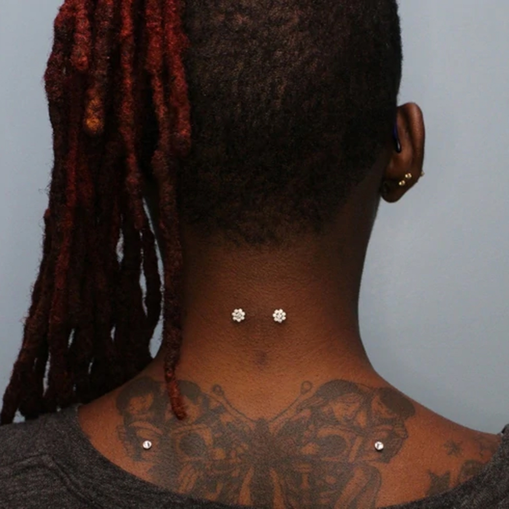 1PC G23 Titanium Christina Vertical Hood Piercings CZ Gem Dermal Anchor Crystal Flower Straight Barbell Jewelry Piercing 1.6mm