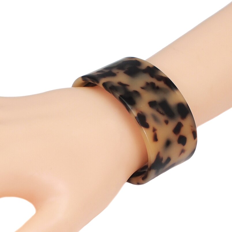 MANILAI Neue Leopard Harz Charme Manschette Armbänder Für Frauen Mehrfarbige Armbänder Armreifen Schmuck Zubehör