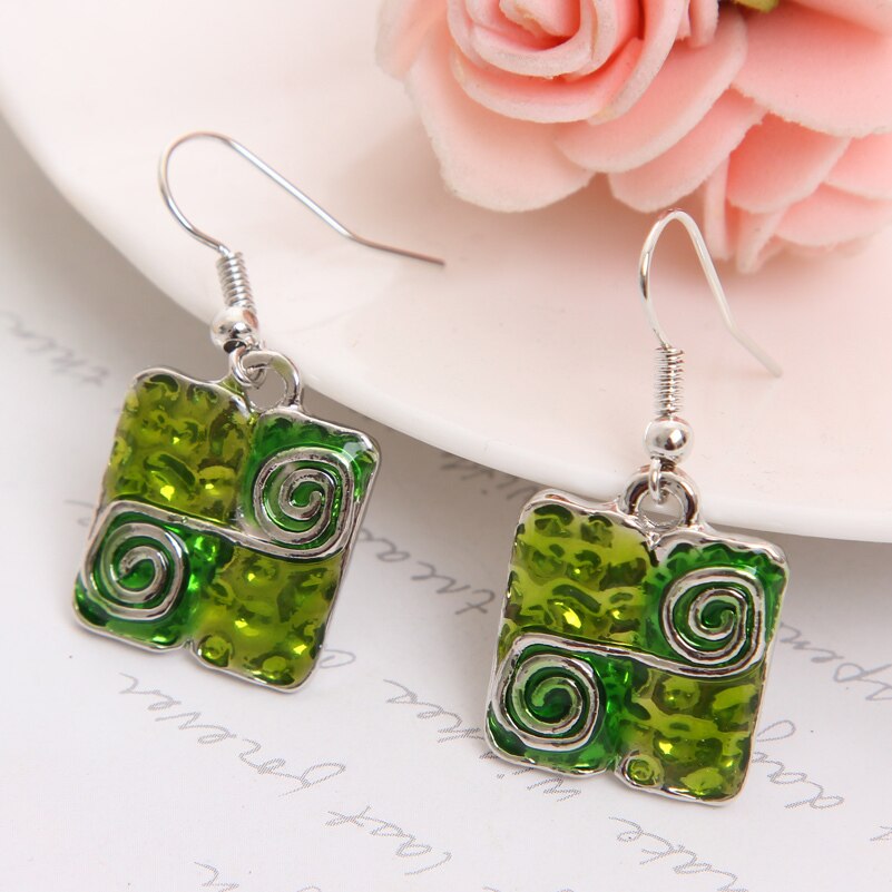 Ensemble de bijoux à la , 2 pièces, pendentifs et colliers carrés verts, boucles d'oreilles goutte, bohème, chaîne en mousseline de soie, été