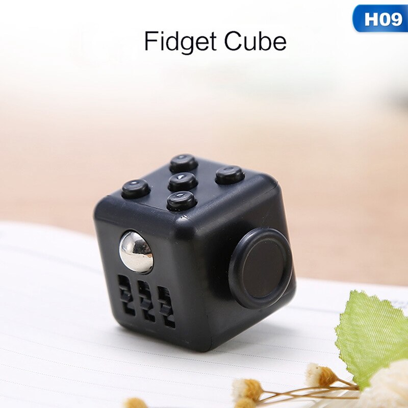 13 Colors Anxiety Stress Relief Attention Decompression Plastic Focus Fidget Gaming Dice Toy For Children Adult: H09