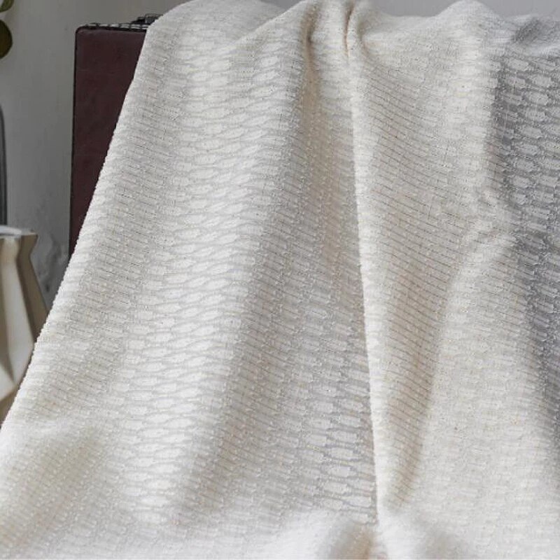 Tissu rayé de mousseline de soie de broderie de coeur à pois tissu de Polyester de fleur de coupe de Jacquard pour la robe, chemises noir, blanc, abricot: 2 Apricot