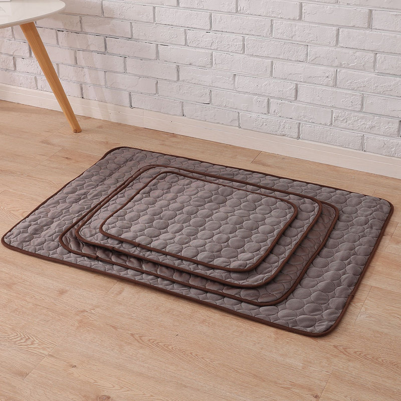 Hond Mat Koeling Zomer Pad Mat Voor Honden Kat Deken Ademend Hond Bed Zomer Wasbare Voor Small Medium Large honden: Brown / L70X55CM