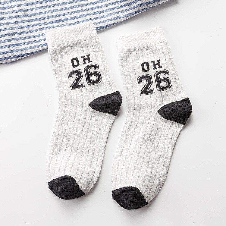 Unisex nieuwigheid brief digitale strepen skateboard sokken. katoenen harajuku hiphop sokken sokken paar enkelsok meias: Kleur 3