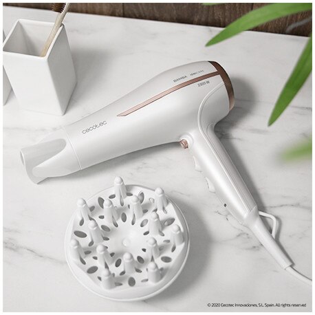 Cecotec Secador De Pelo DC Bamba Ionicare 5200 Aura Negro 2300w Difusor Universal para Secador Profesionales Rizador De Cabello Hair Dryer con Ion Real Gran Caudal de Aire 2 Velocidades Y 3 Temperaturas 1,8m de Cable