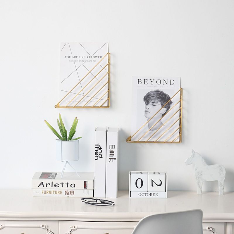 Estilo nórdico forma geométrica de hierro dorado estante de almacenamiento tipo gancho de mano de pared de almacenamiento de oficina de hogar Decoración para la revista