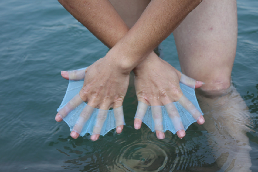 Men Women Child Half finger Silicone Swimming Fins Swim Pool Sports Training Hand Webbed Gloves Flippers Paddles Equipment