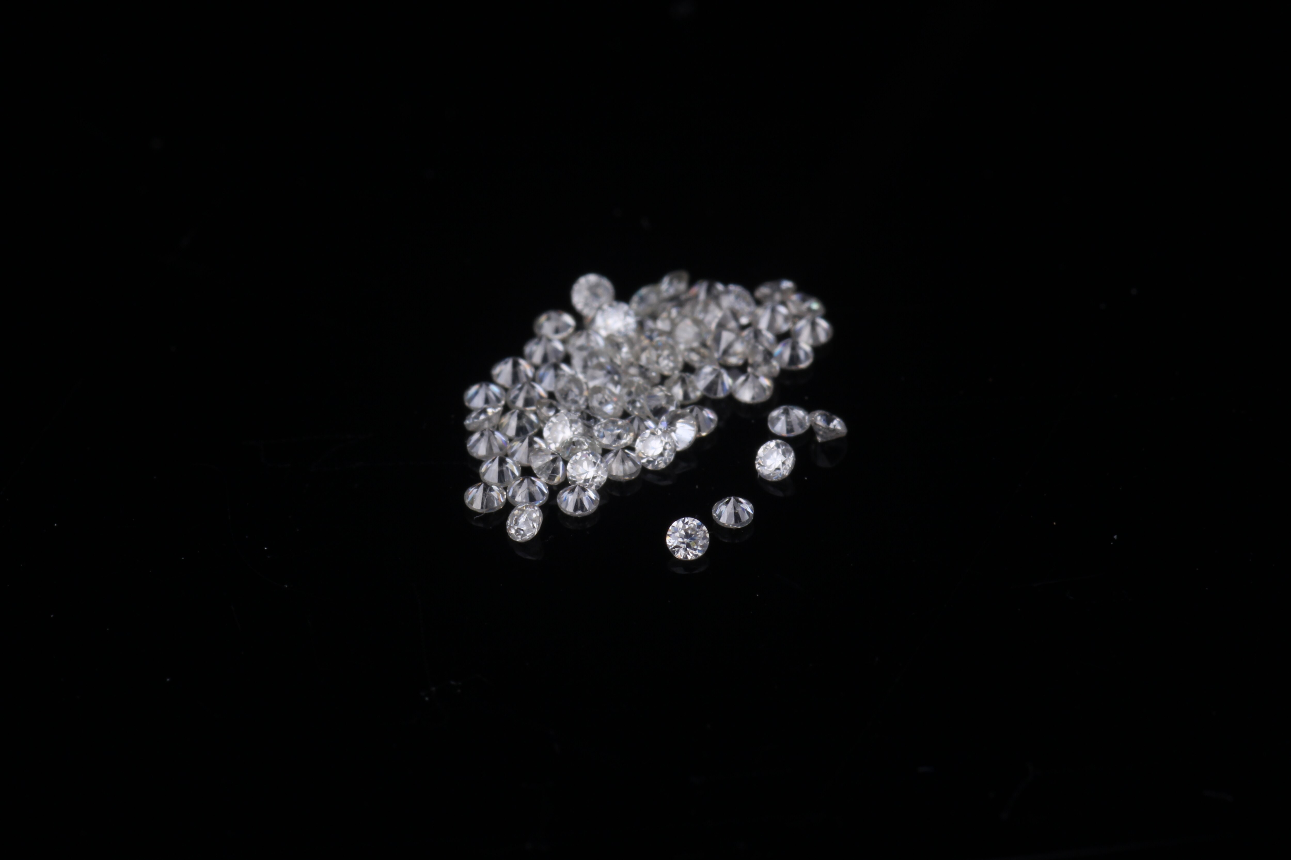 Starsgem 50 stk 1. mm gh moissanite løs sten test positiv vvs lille størrelse moissanite perle til ring indstilling