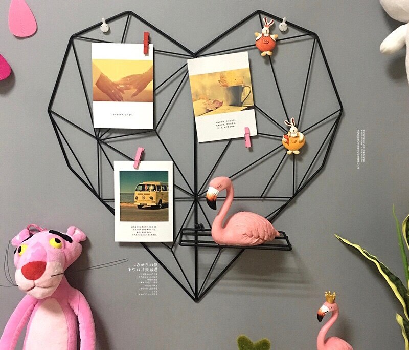 Corazón de Metal de amor rejilla de malla Panel Decoración habitación DIY Pared de fotos arte hierro Display con 10 Clips y 4 ganchos Multi organizador de fotos