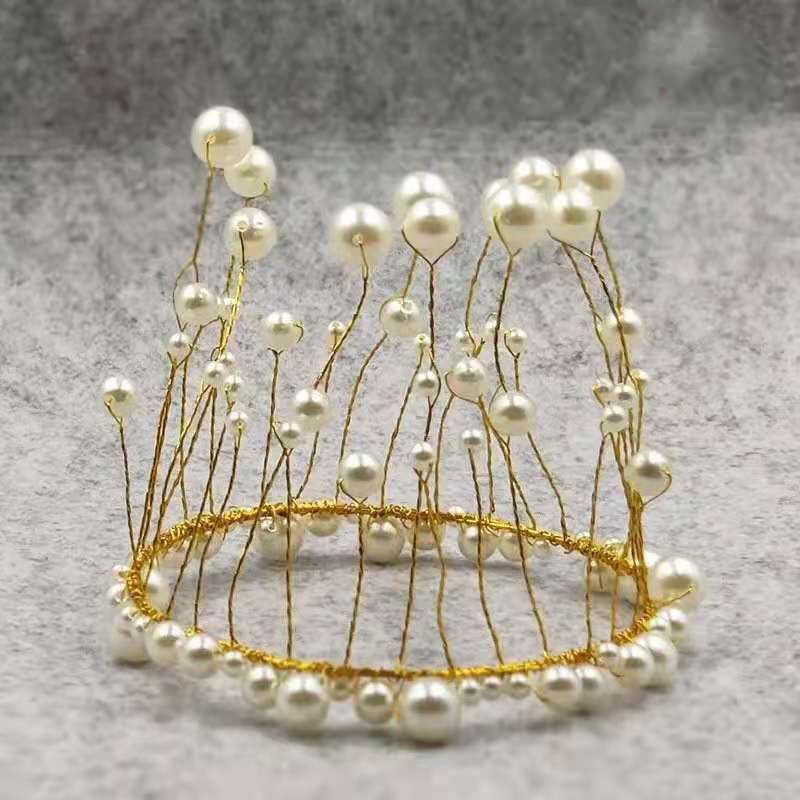 Metall pärla prinsessa crown cake topper konstgjorda pärlor huvudbonad bröllopstårta dekorera baby shower födelsedag topper handgjorda