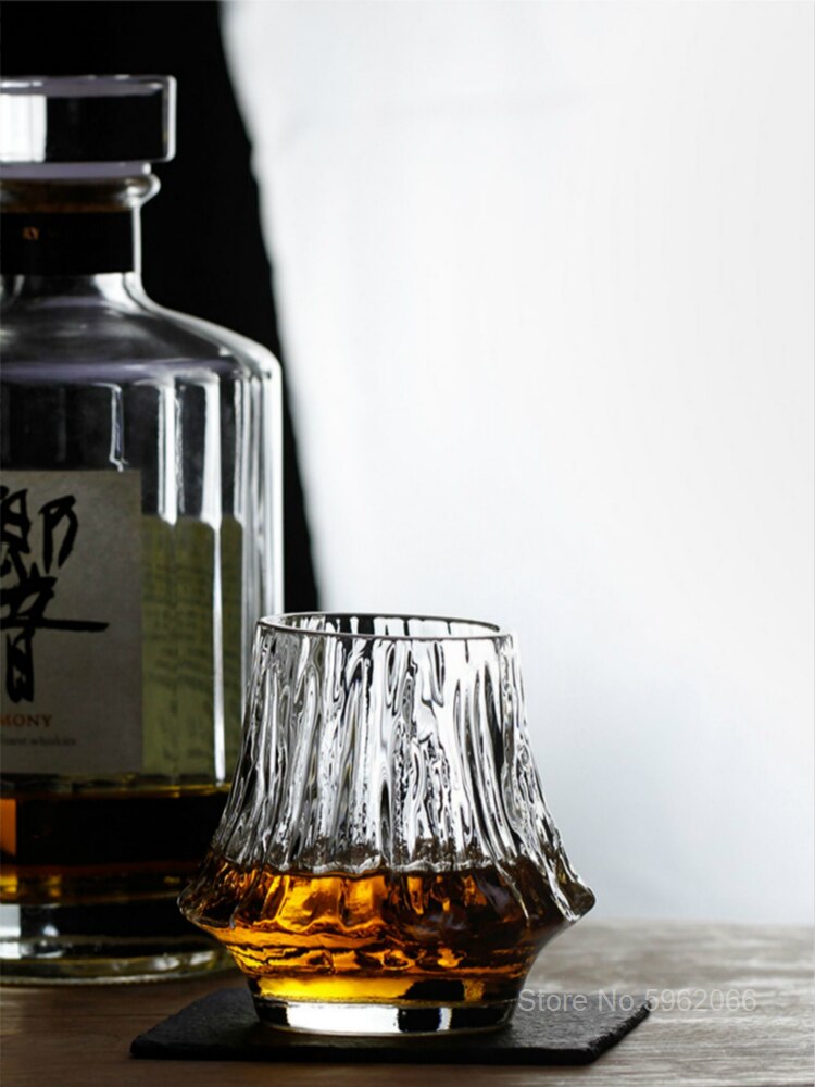 Japansk konst vulkan vinglas konstverk trälåda whisky tumbler mt. fuji mountain oregelbundna brandy snifter cup