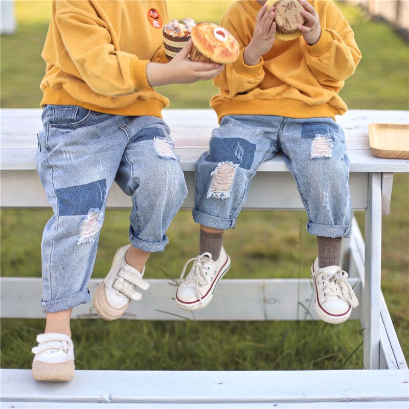 Pantalones vaqueros para niñas con agujero Casual primavera otoño para niños pequeños pantalones de mezclilla para bebés 2 3 4 5 6 7 años jeans para niños recién llegados